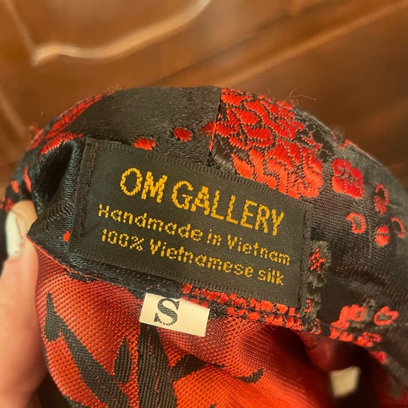 COPY - Red and Black cheongsam dress hands made 100% Silk - Picture 5 of 5